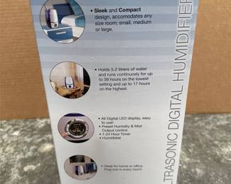 Air Innovations Ultrasonic Digital Humidifier (2/2)