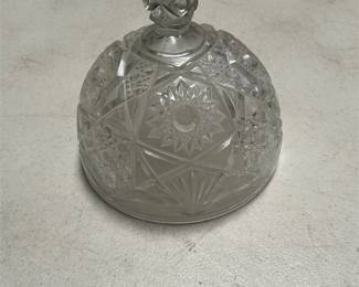 Cut Glass Dome Lid with Starburst Decoration (2/5)