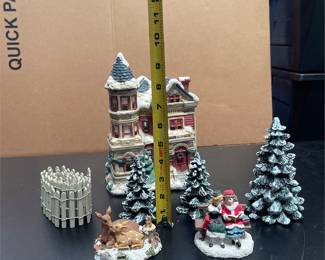 Mervyn’s 1992 Village Square Christmas Village & Accessories (2/5)