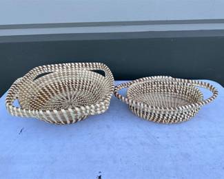 Coiled Sweetgrass Baskets with Loop Handles (2/2)