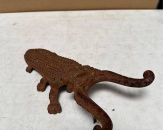 Cast Iron Beetle-Form Boot Jack (2/2)