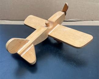 Wooden Toy Airplane with Propeller and Pilot (3/4)