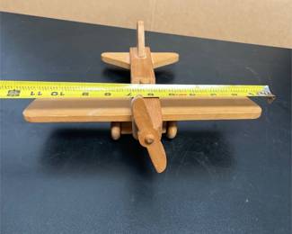 Wooden Toy Airplane with Propeller and Pilot (4/4)