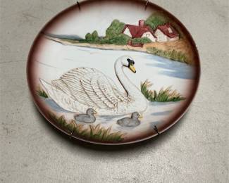 Homco No. 1429 Swan and Cygnets Relief Wall Plate (2/6)