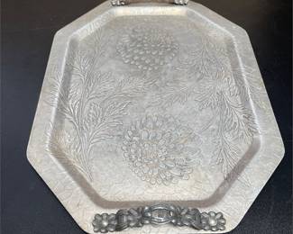 Forman Family Floral Aluminum Two-Handled Serving Tray (4/4)