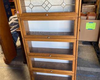 Oak Barrister Bookcase with Leaded Glass (4/5)