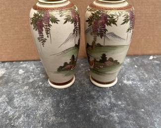 Pair of Japanese Satsuma Wisteria Landscape Vases (2/2)