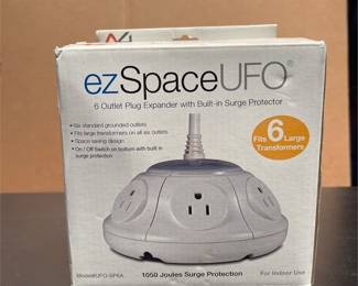 ezGear ezSpace UFO Six-Outlet Surge Protector (2/4)