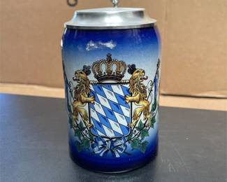 Bavarian Coat of Arms Blue Ceramic Lidded Beer Stein (3/4)