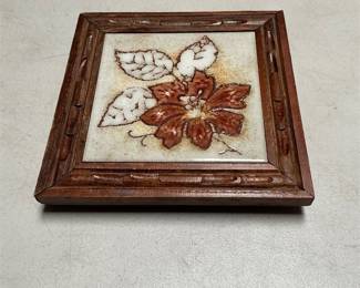 Ceramica S. Marco Floral Tile Trivet in Carved Wood Frame (2/6)