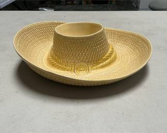 Yellow Ceramic Sombrero Chip-and-Dip Serving Dish (2/6)