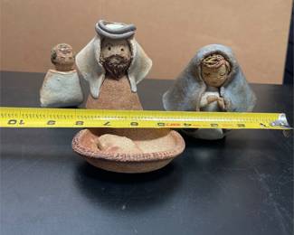 Handmade Pottery Nativity Set with Manger (4/4)