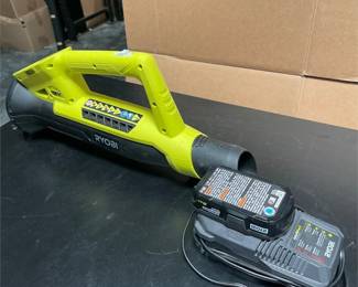 Ryobi 40V Cordless Leaf Blower (4/5)