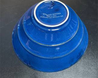 Williams-Sonoma Blue and Teal Ceramic Bowl Set (3/5)