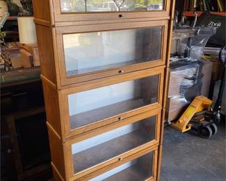 Oak Barrister Bookcase with Leaded Glass (3/5)