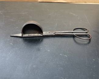 Iron Candle Snuffer and Wick Trimmer Scissors (2/4)