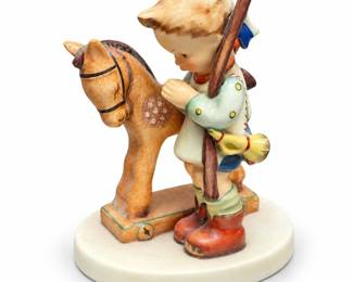 Goebel Hummel “Prayer Before Battle” Figurine No. 20