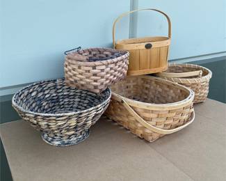 Assorted Wood and Woven Baskets Including Peterboro (4/5)