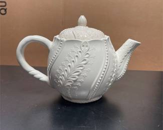 Shafford Cambridge Creamware Teapot with Lid (2/5)