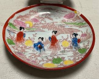 Four Japanese Porcelain Geisha Teacups and Saucers (5/7)