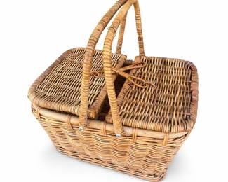 Wicker Picnic Basket with Twin Hinged Lids