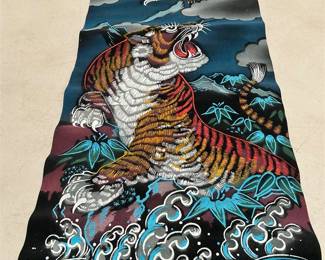 Japanese-Style Tiger and Eagle Velvet Wall Scroll (2/5)