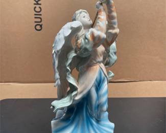 Glazed Porcelain Angel Figurine with Metal Trumpet (2/5)