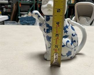 Blue and White Floral Ceramic Cat Teapot (5/5)