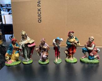 Italian Painted Nativity Figures with Shepherds (2/6)