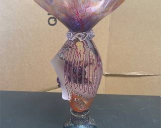 Kurt and Lynda Carlson Queen Head Art Glass Vase (3/7)