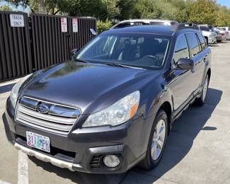 2013 Subaru Outback 2.5i Limited AWD Wagon with Service Records