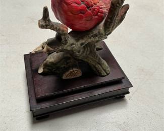 Red Cardinal Figurine on Footed Wood Base (4/5)