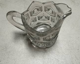 Dalzell, Gilmore & Leighton Hexagonal Bull’s Eye Creamer (4/5)