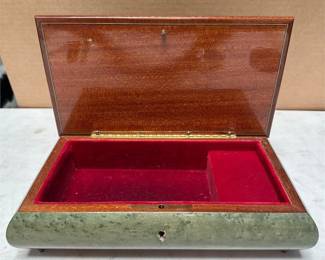 Green Floral Marquetry Musical Jewelry Box (3/3)