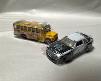 Hot Wheels Mixed Signals School Bus & Police Car (2/2)