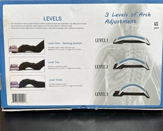 Comfort Fit Adjustable Back Stretcher in Box (3/3)