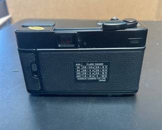 Minolta Hi-Matic S 35mm Film Camera with Case (8/8)