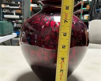 Ruby Red and Black Mottled Art Glass Vase (5/5)