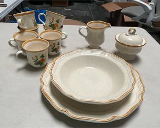 Mikasa Garden Club Tableware with Petunias Cups (2/6)