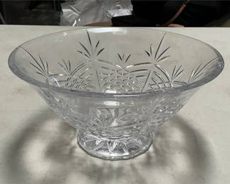 Towle Austrian Full Lead Crystal Footed Bowl (2/5)