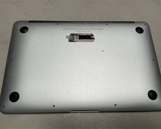 Apple MacBook Air 11-Inch Laptop, Model A1465 (3/5)