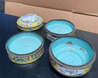 Chinese Canton Enamel Stacking Food Box (4/5)