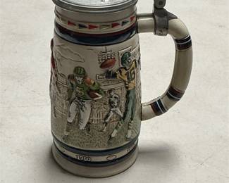 1983 Avon Great American Football Lidded Stein (2/6)