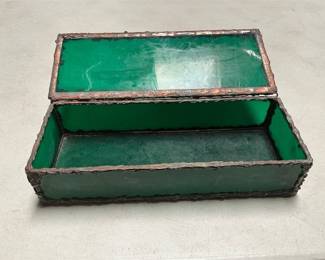 Green Glass Hinged Box with Textured Metal Trim (4/5)