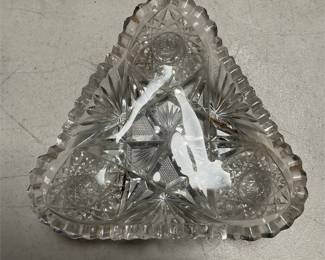 Cut Glass Triangular Bonbon Dish with Hobstars (4/5)