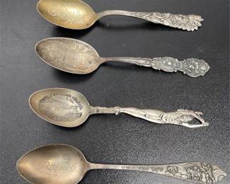 Four Sterling Silver Souvenir Spoons, 55 Grams (2/4)