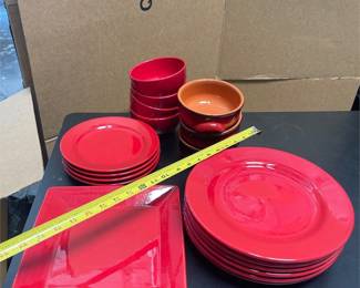 Waechtersbach Fun Factory Red Dinnerware with Soup Crocks (5/5)