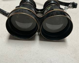 Brass Field Glasses with Billabong Shoulder Bag (5/6)