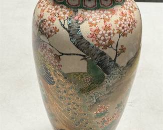 Satsuma-Style Peacock and Blossom Ceramic Vase (2/6)