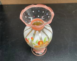 Hand-Painted Floral Glass Vase with Pink Ruffled Rim (4/4)